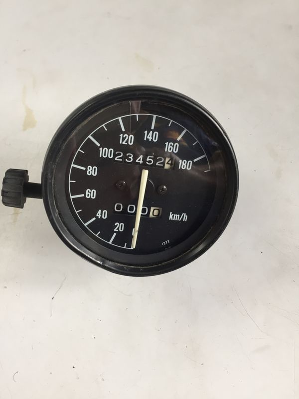 Suzuki RGV250 Instrument / Speedo