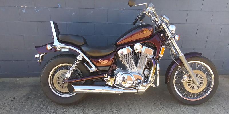 Suzuki VS1400 Intruder