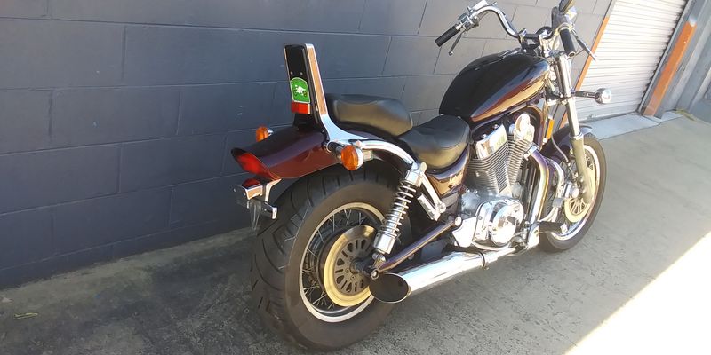 Suzuki VS1400 Intruder