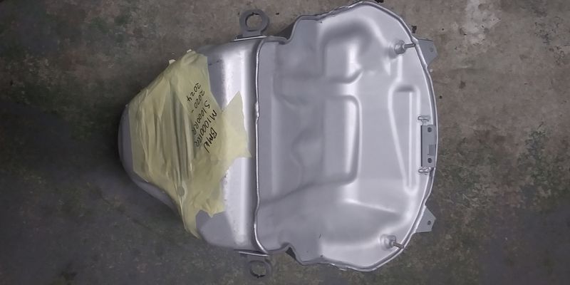 BMW M1000RR Tank