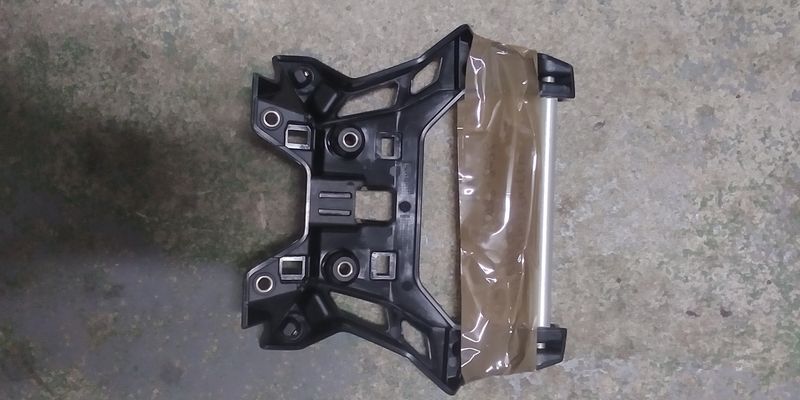 BMW Windshield Bracket F900GS