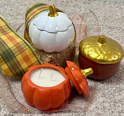 Orange Pumpkin Candle--Apple Walnut Crisp