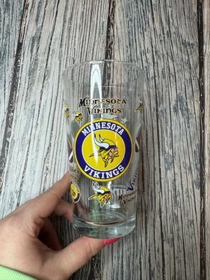 Vikings Pint Glass
