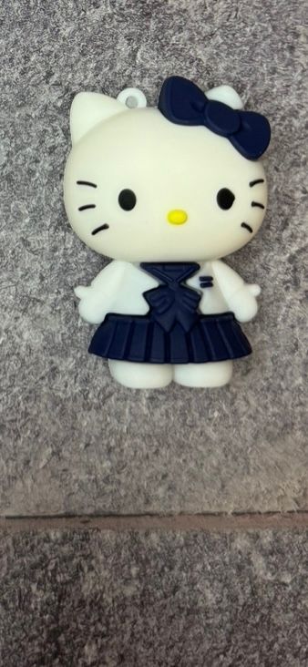 Hello kitty keychain doll