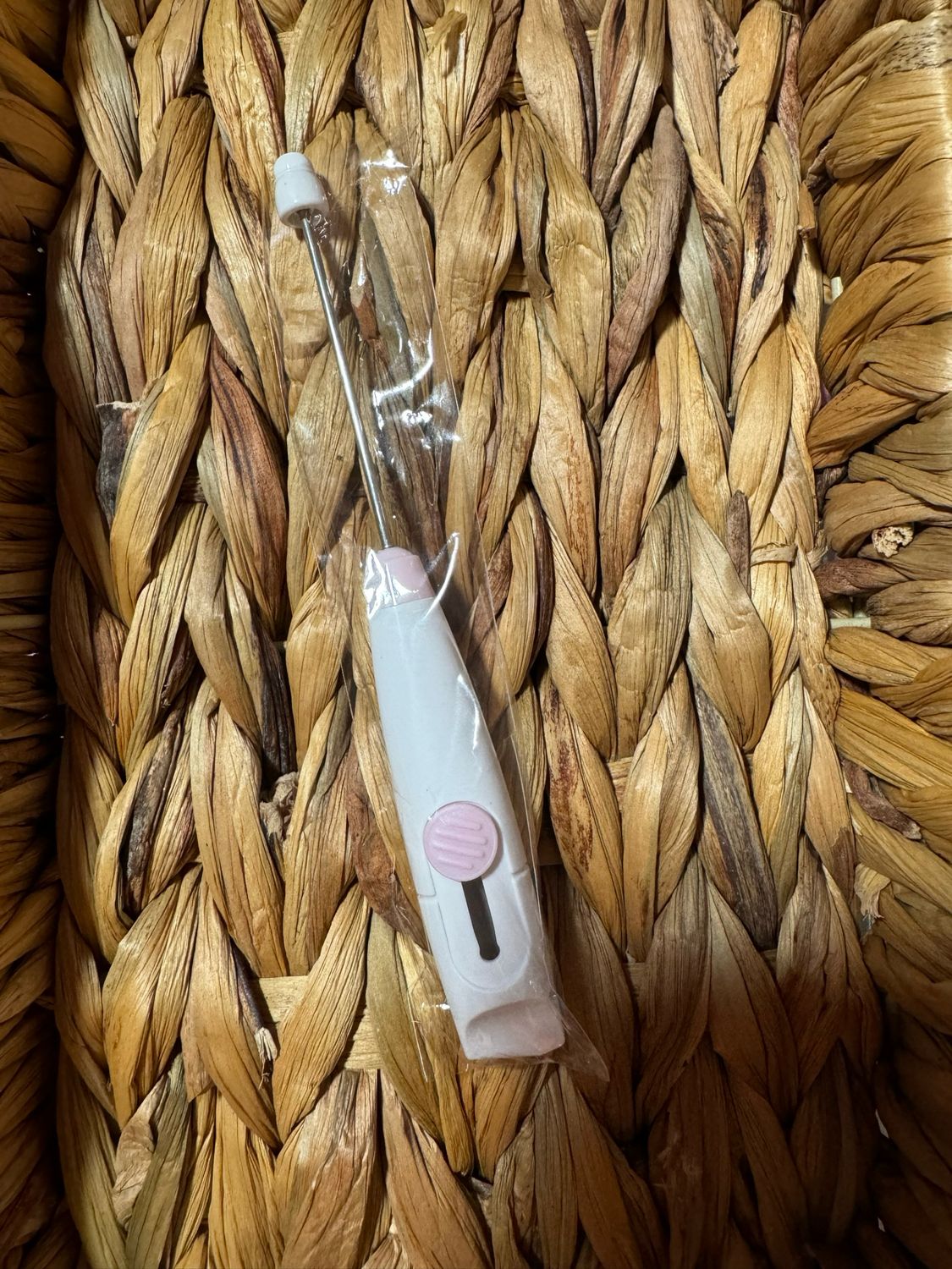 White Beadable Box Cutters