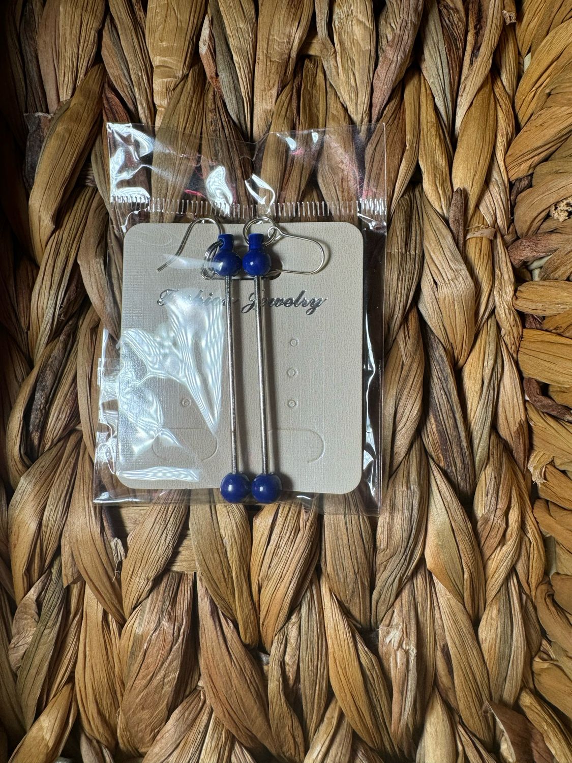 BeadAble earrings Dark Blue