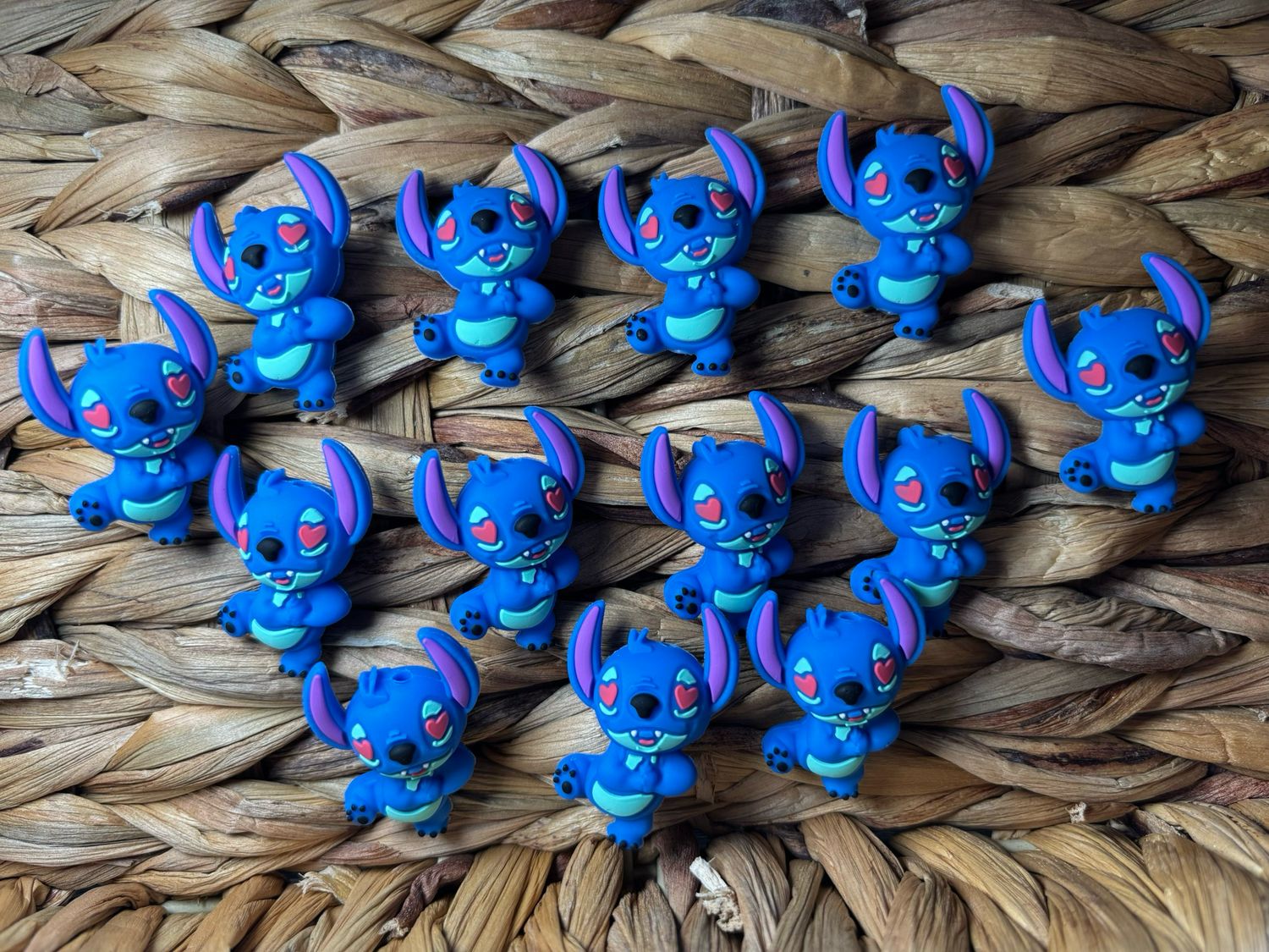 Stitch Heart Eyes Focal 3d
