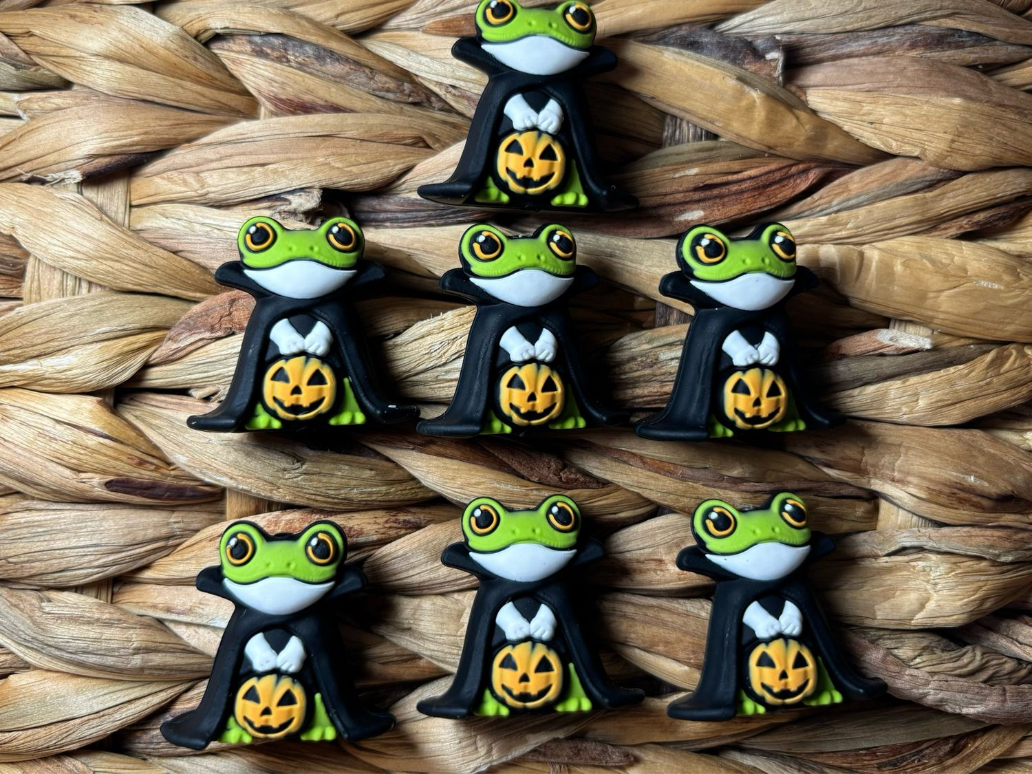 Halloween Frog Focal 3d