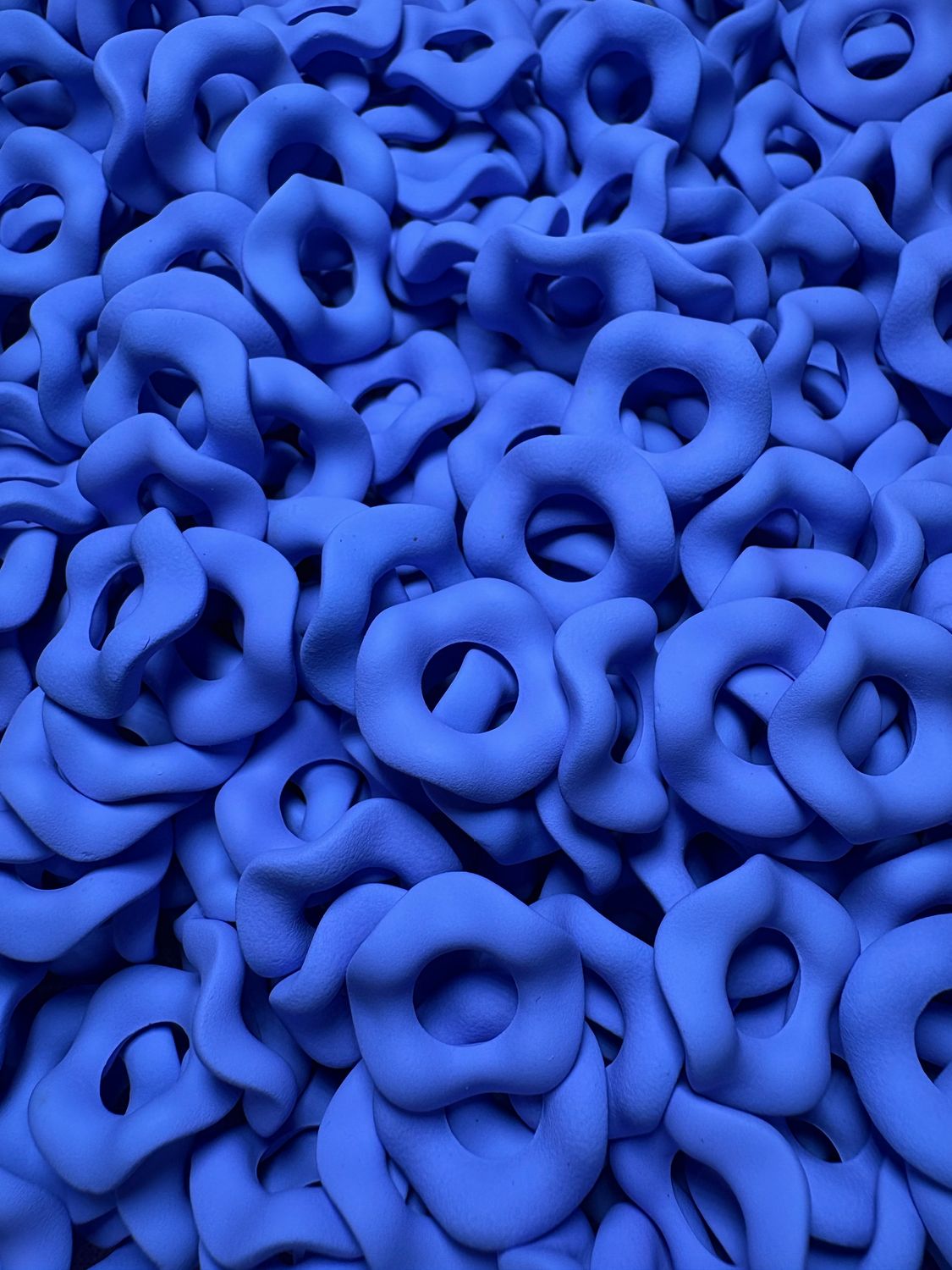 Matte Wavy Spacer Dark Blue