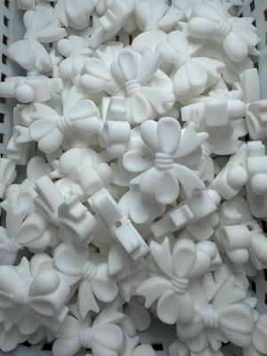 White Bow Focal 