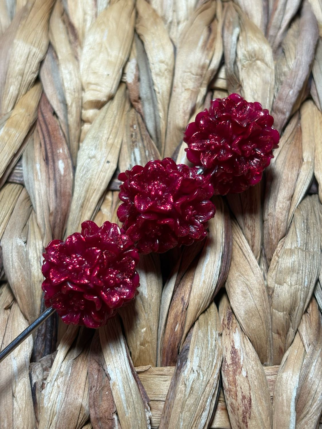 Dark Red Glitter Flower Bead