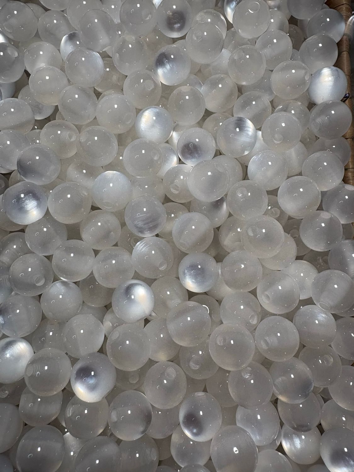 12mm White Cateye Beads