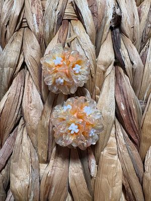 Orange Ombre Glitter Flower Beads