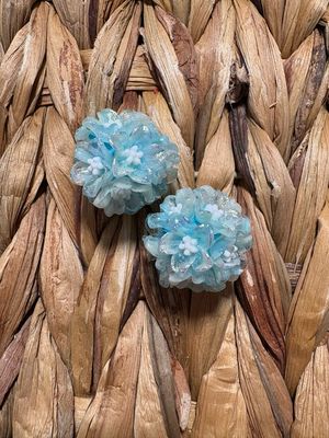 Blue Ombre Glitter Flower Beads