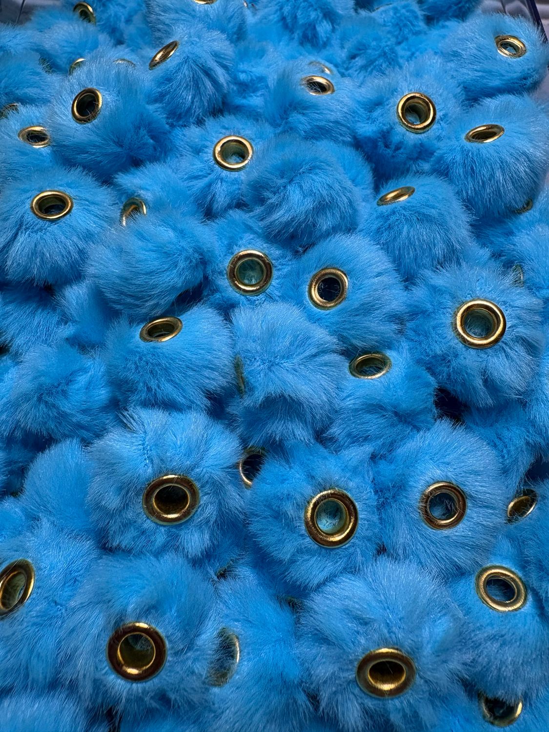 Ocean Blue Fluffy Pom Pom Spacer