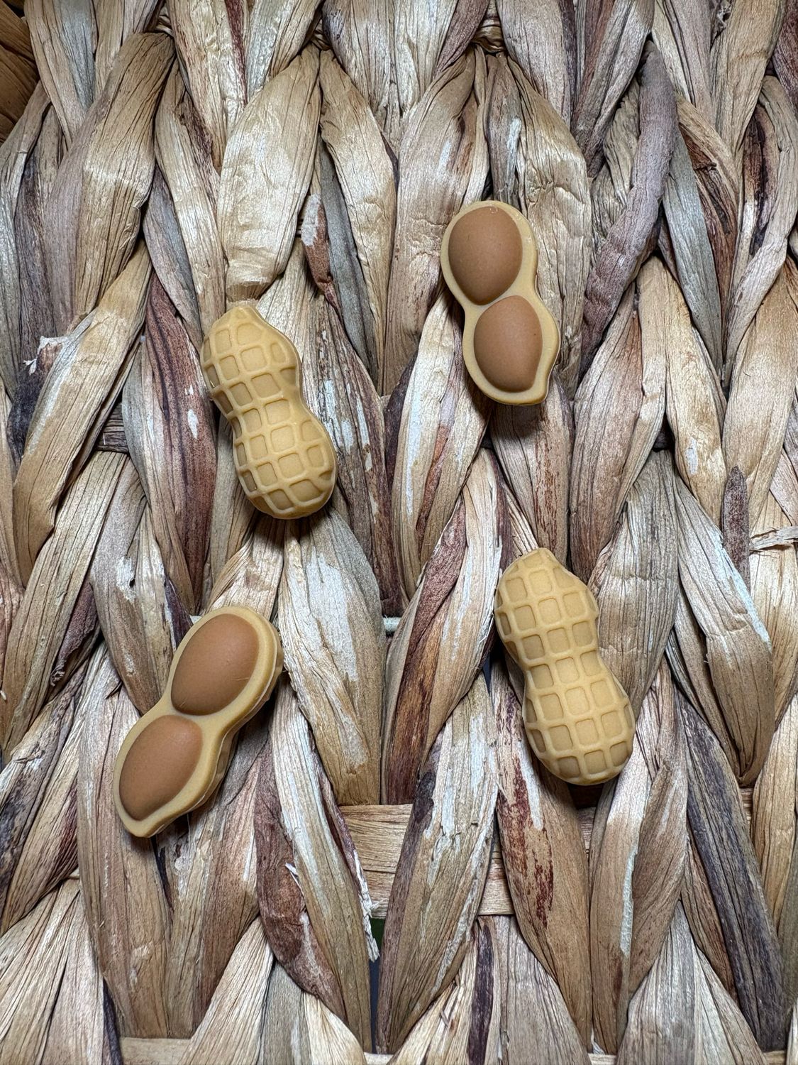Peanut 3d Focal