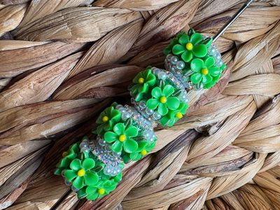 Green Flower Bead 