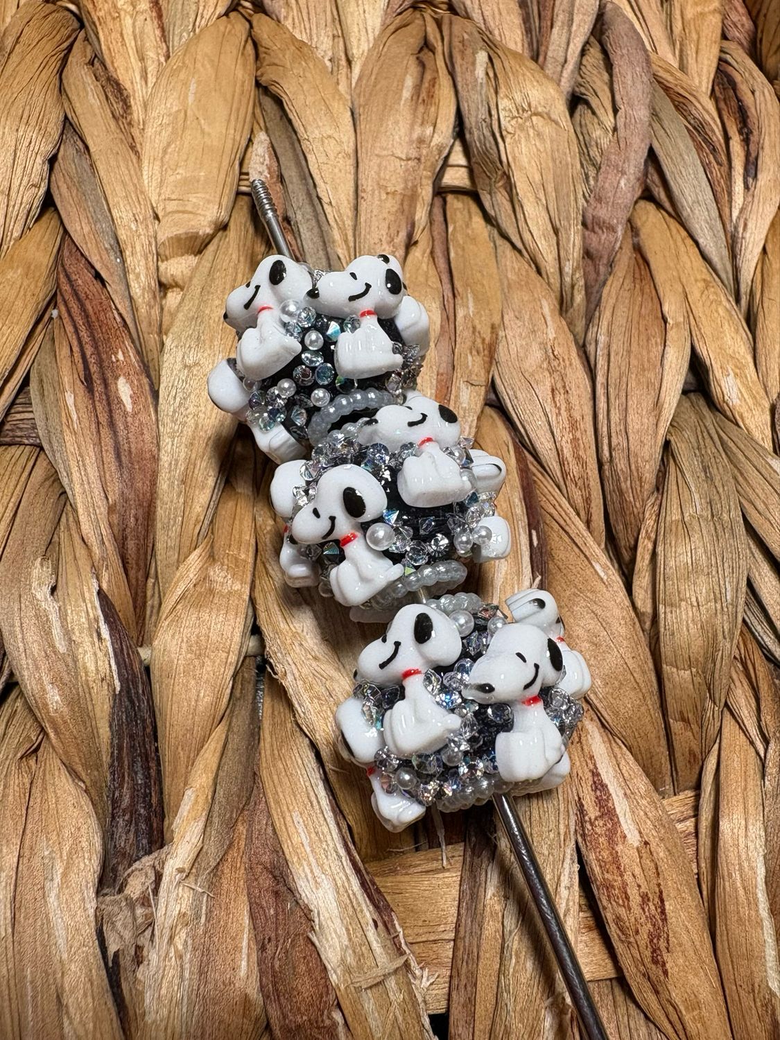Snoopy Sugar &amp; Pearl Bead 