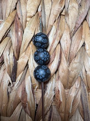 15mm Black Snowflake Bead