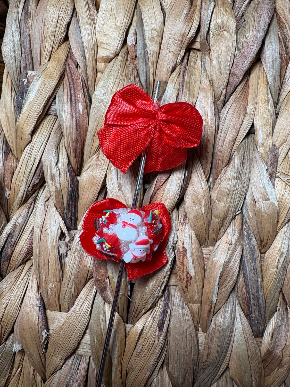 Red Bow Christmas Sugar Bead
