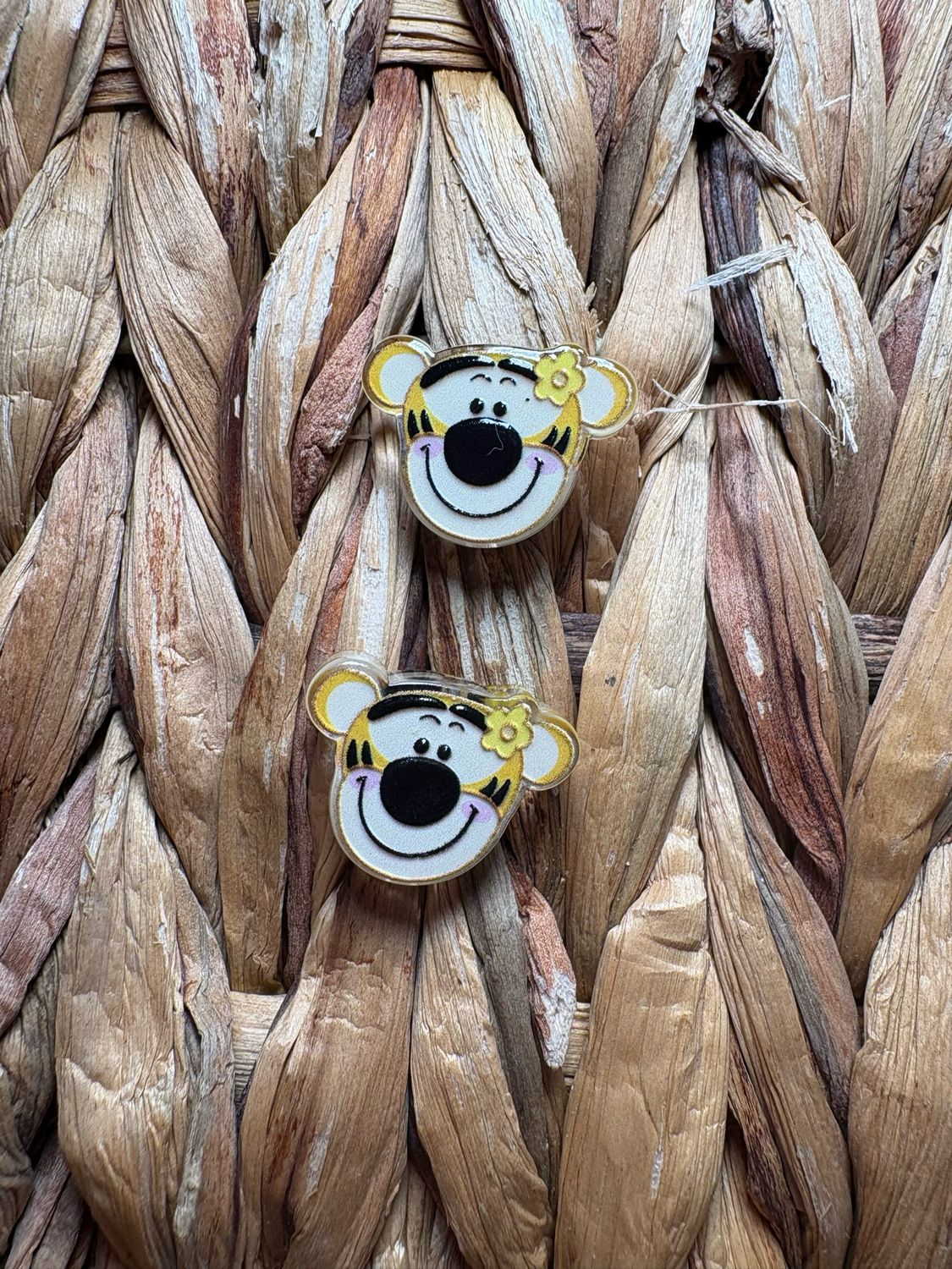 Tiger Head 1 Acrylic Bead