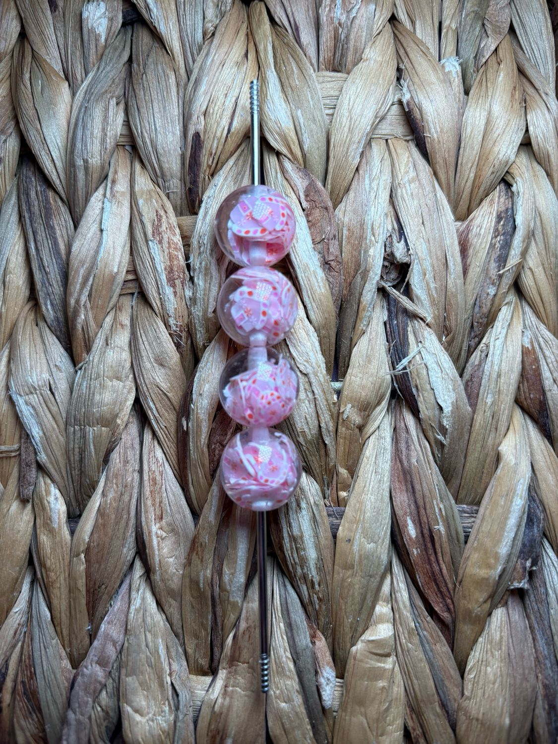 Candy Cane Confetti 15mm Bead