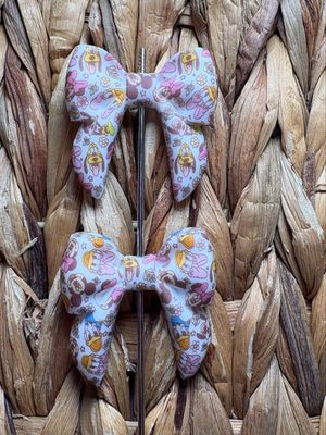 Mouse &amp; Friends Printed Bow Focal