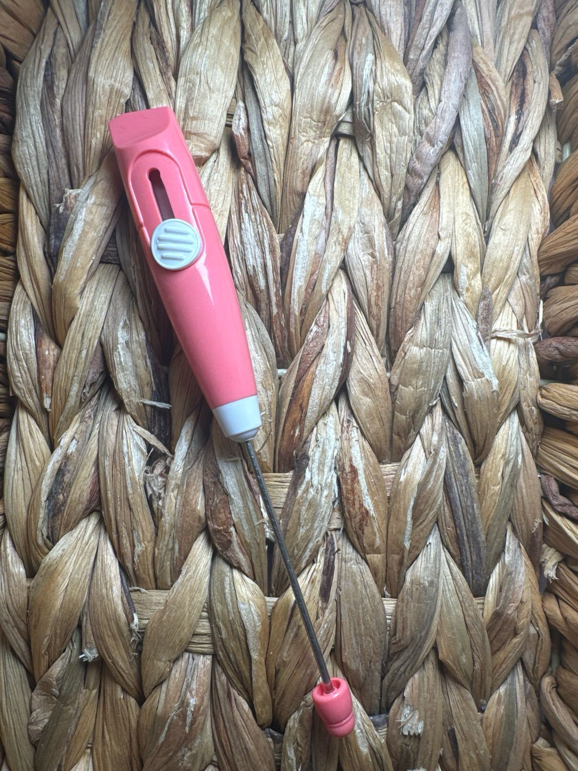 Peach Beadable Box Cutters