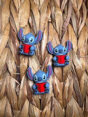 Blue Alien Reading 3d Focal