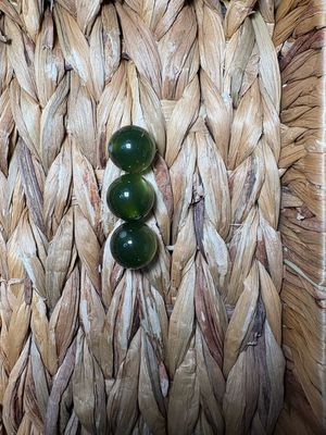 20mm Clear Dark Green Cateye Beads