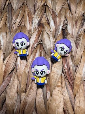 Purple Hair Girl KPOP 3d Focal