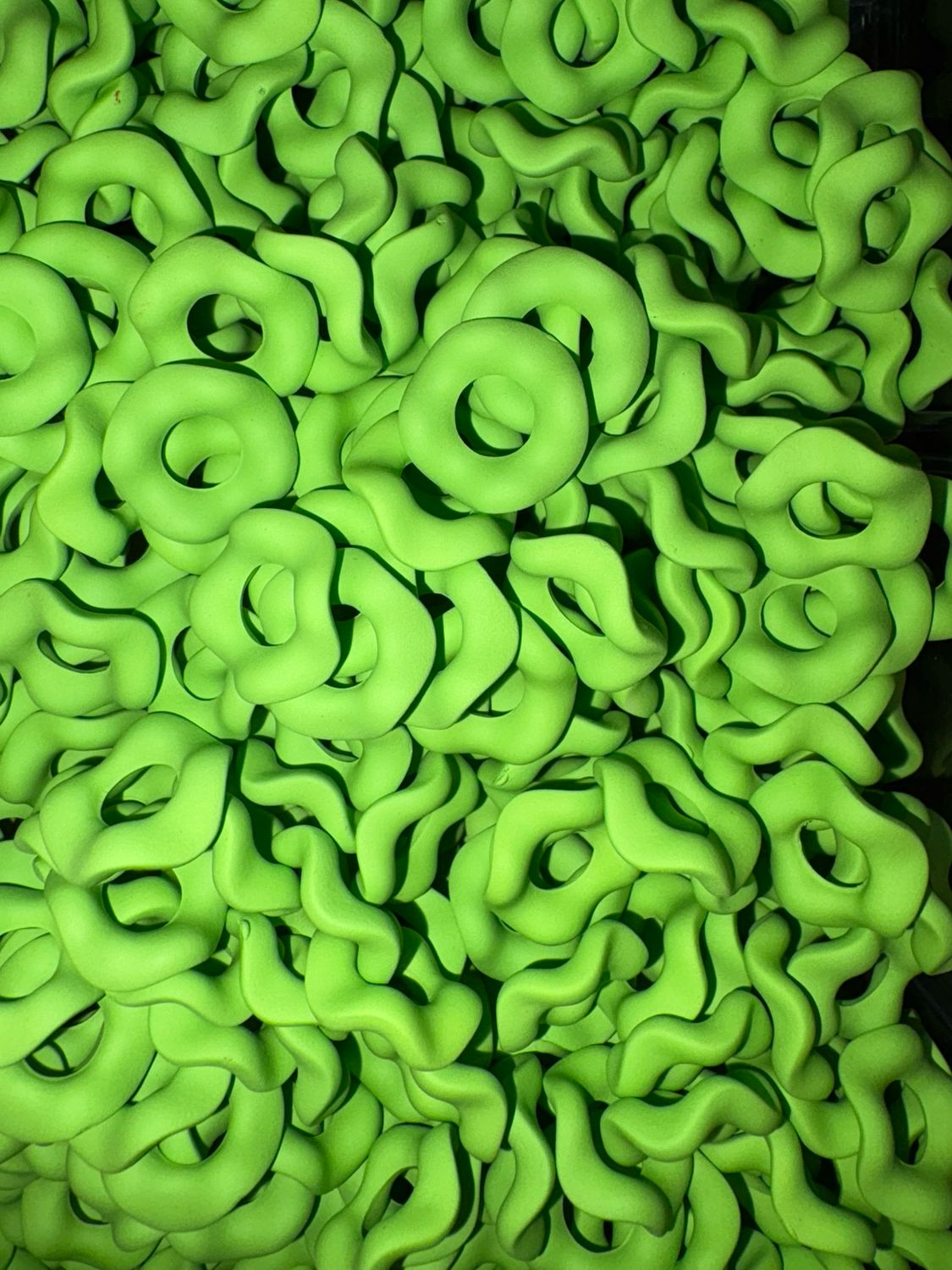Matte Wavy Spacer Light Green