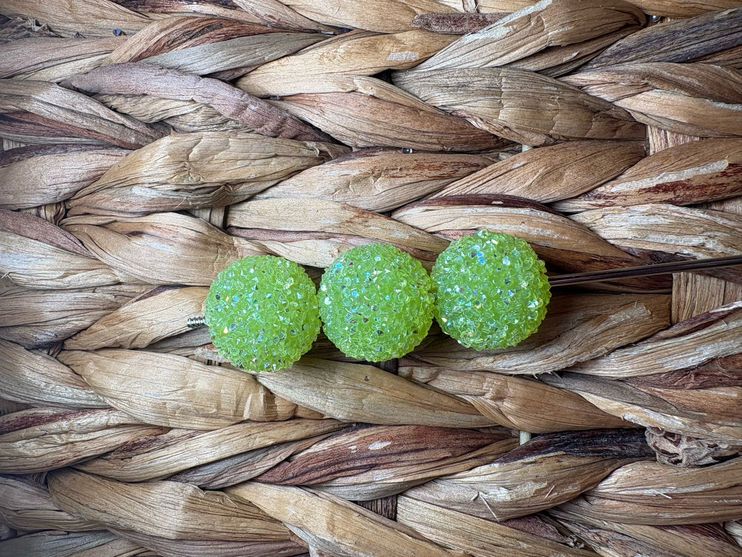 Light Green 20MM Sugar Bead B306