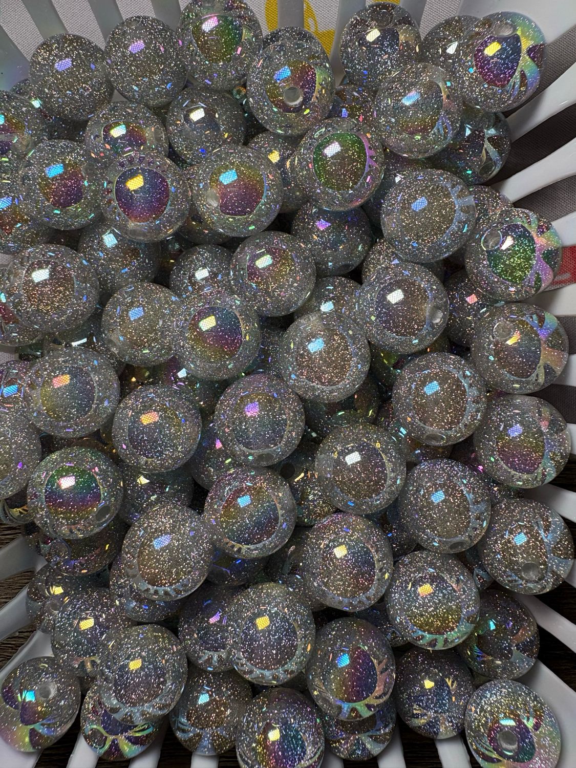 15mm Silver Glitter UV Beads B184
