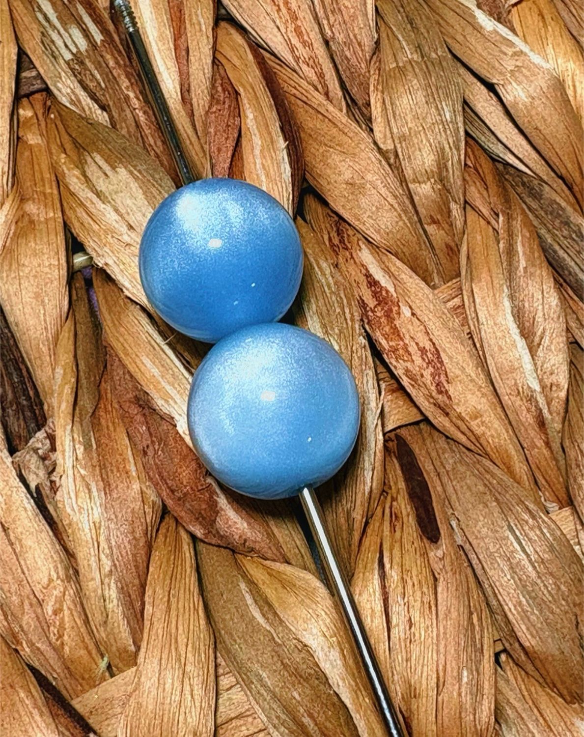 20mm Light Blue Cateye Bead B272