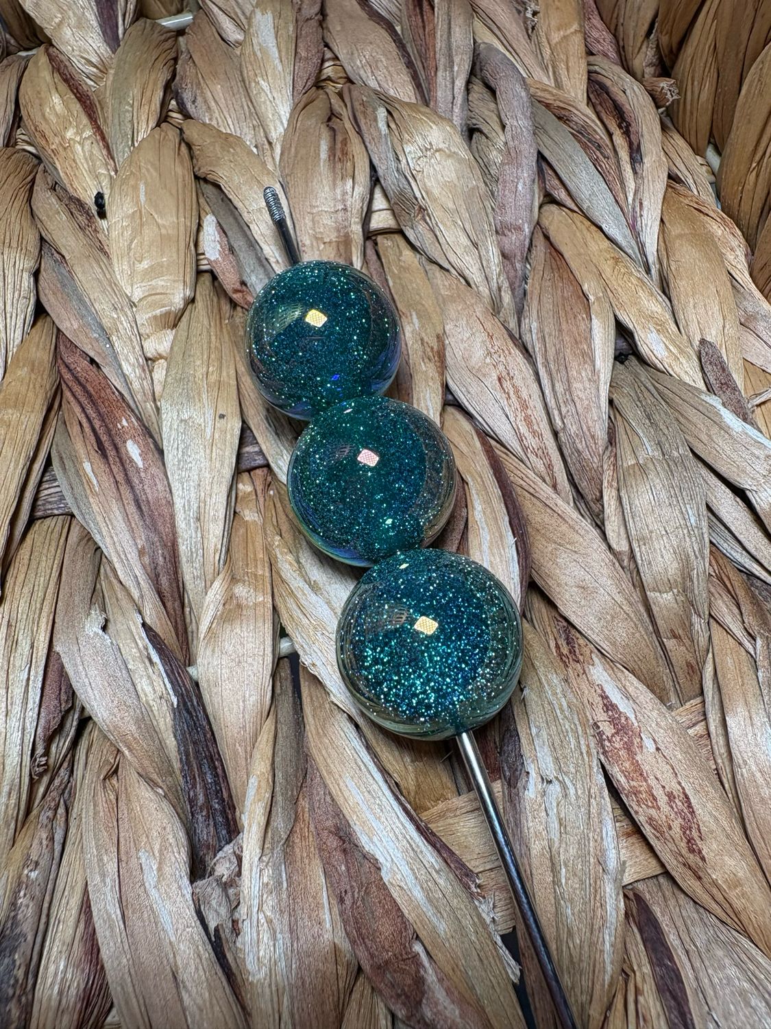 20mm Green UV Glitter Beads B227