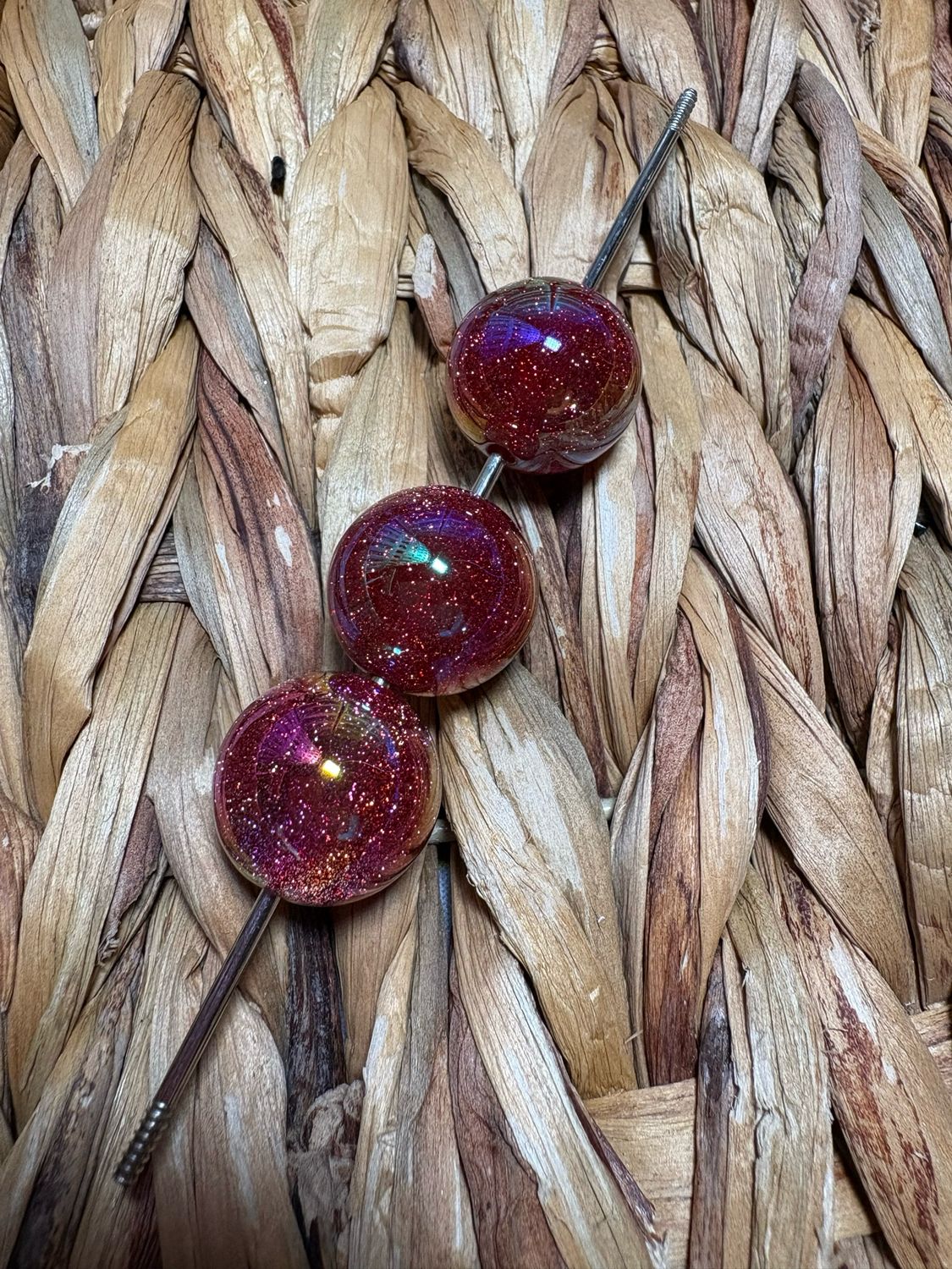 20mm Red UV Glitter Beads B228