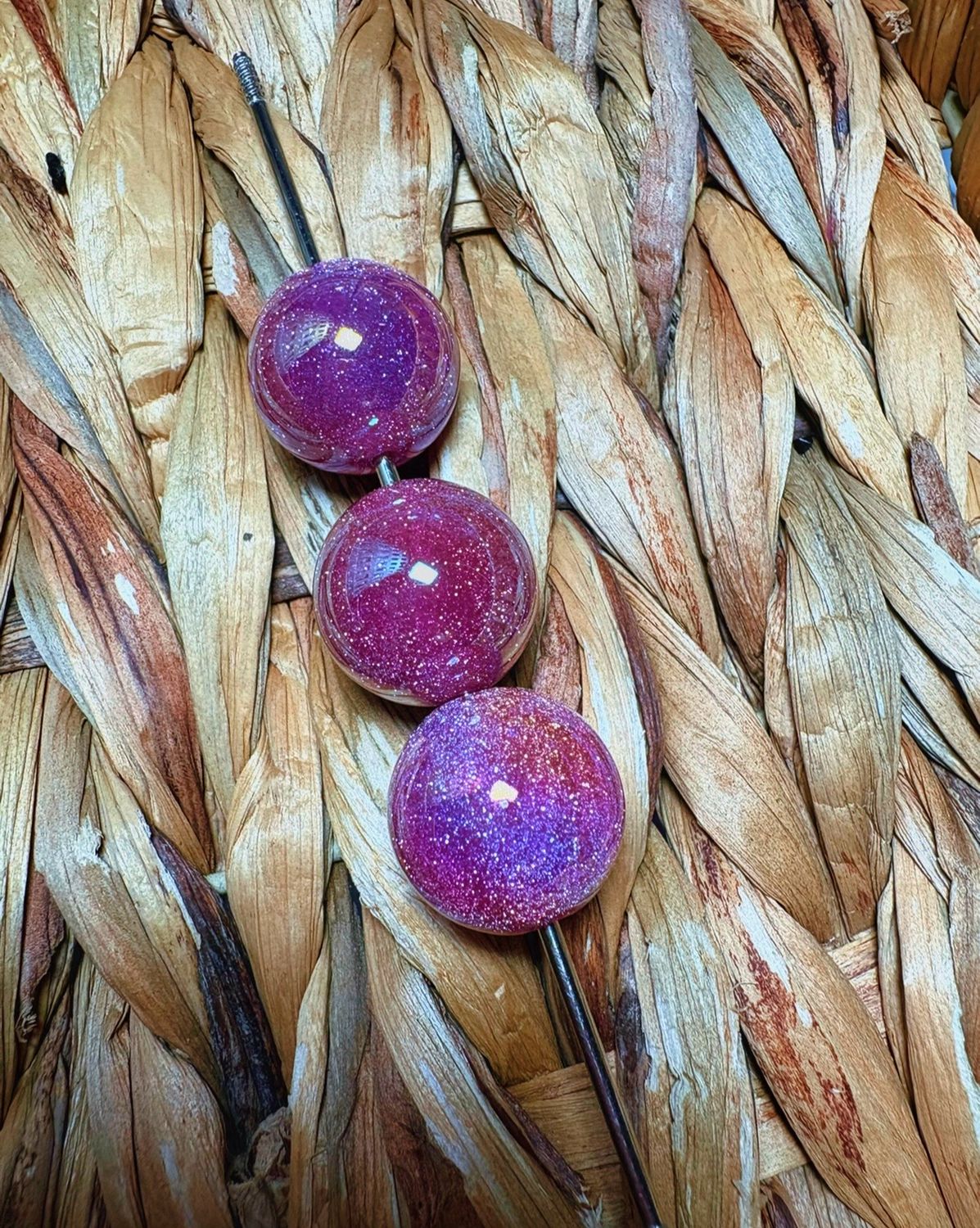 20mm Pink UV Glitter Beads B231