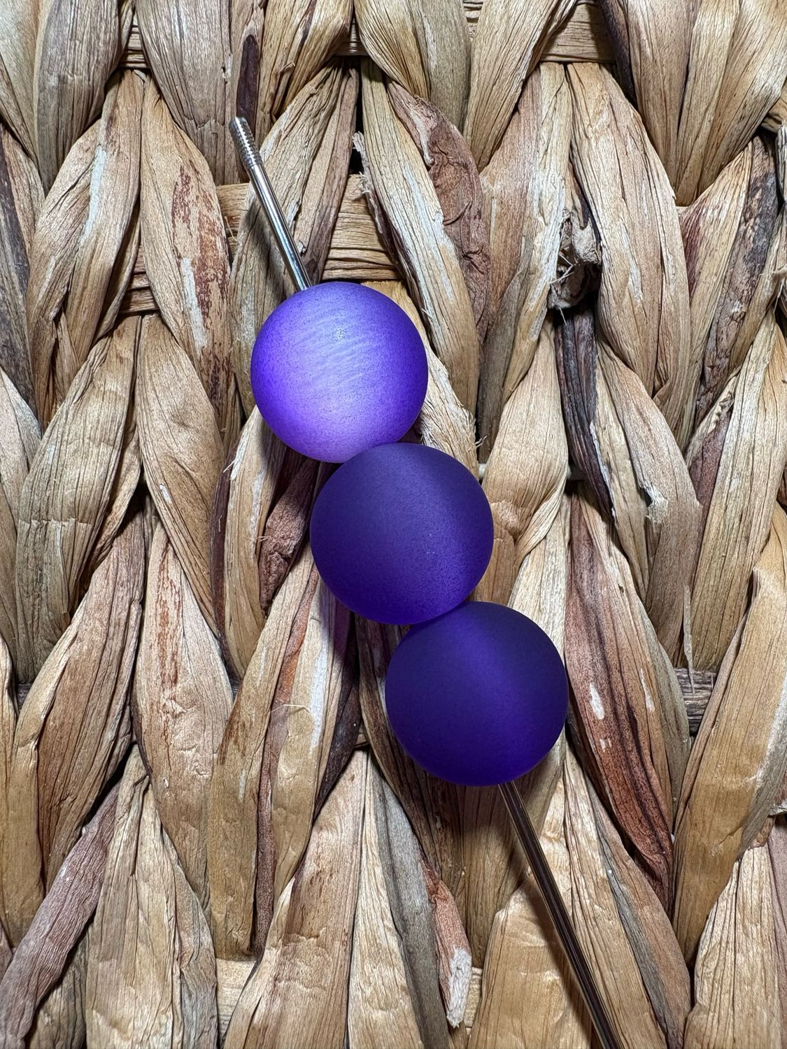 20mm Purple Frosted Cateye Beads B268