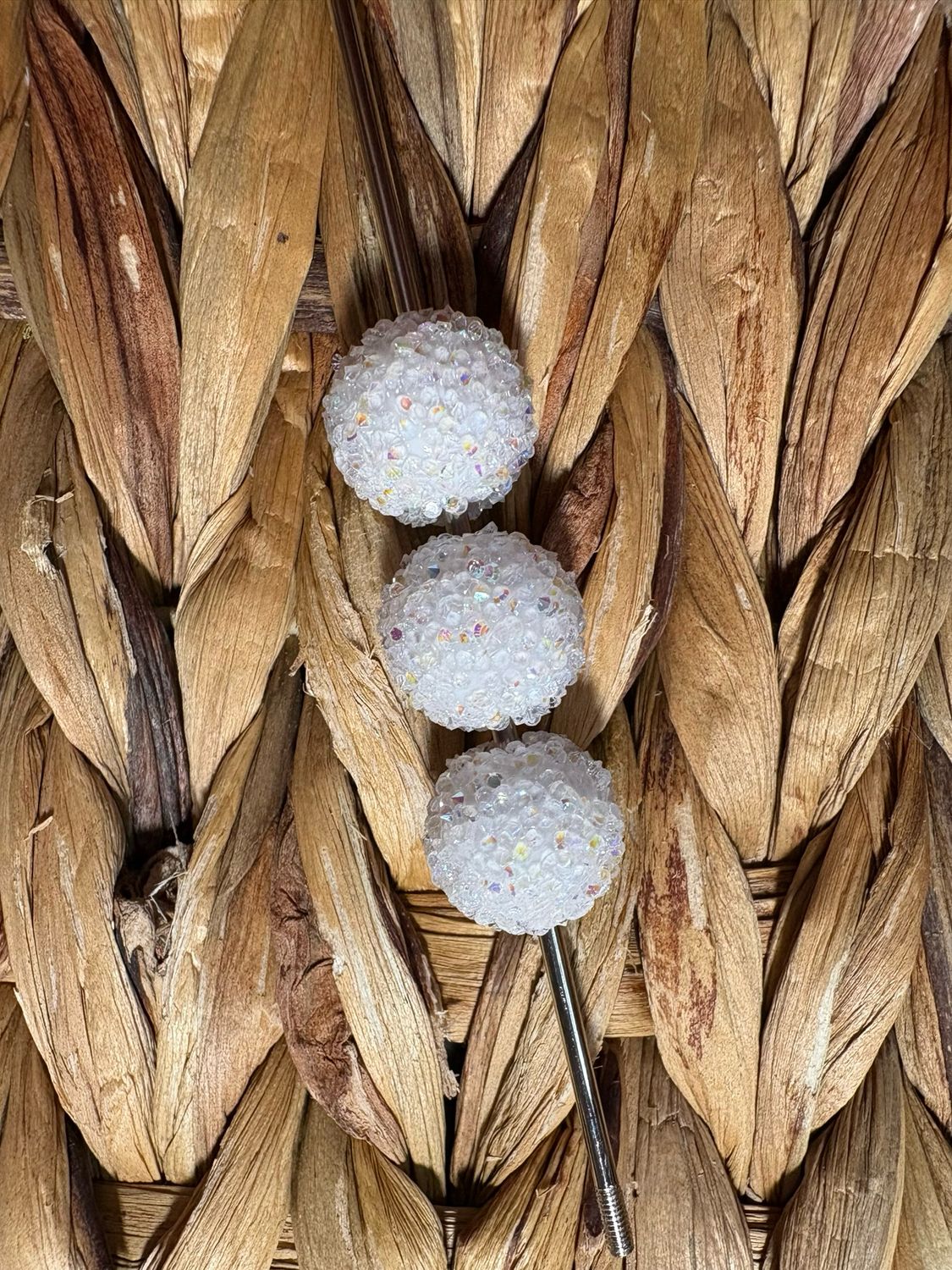 15mm White Sugar Beads B166