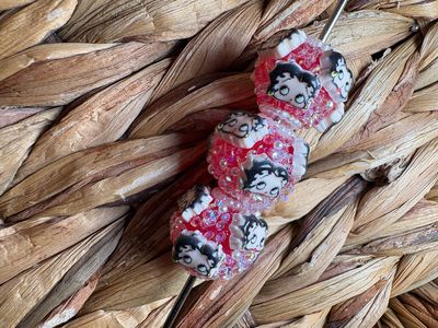 Betty Sugar Beads B72