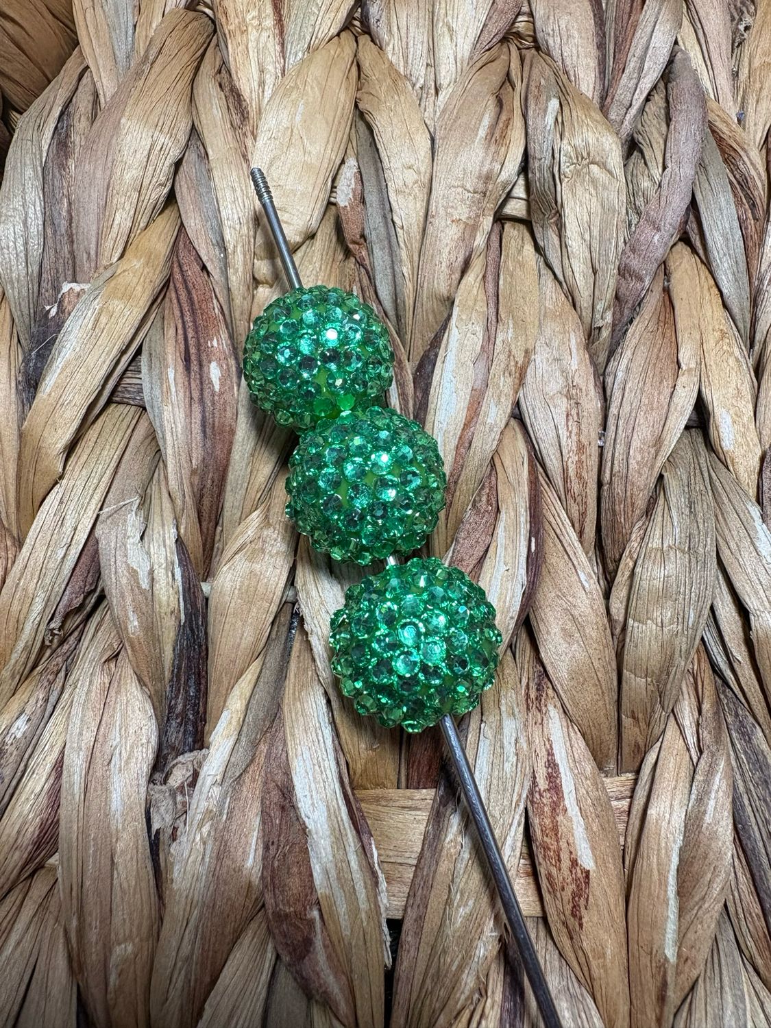 Light Green UV 20mm Rhinestone Beads B239