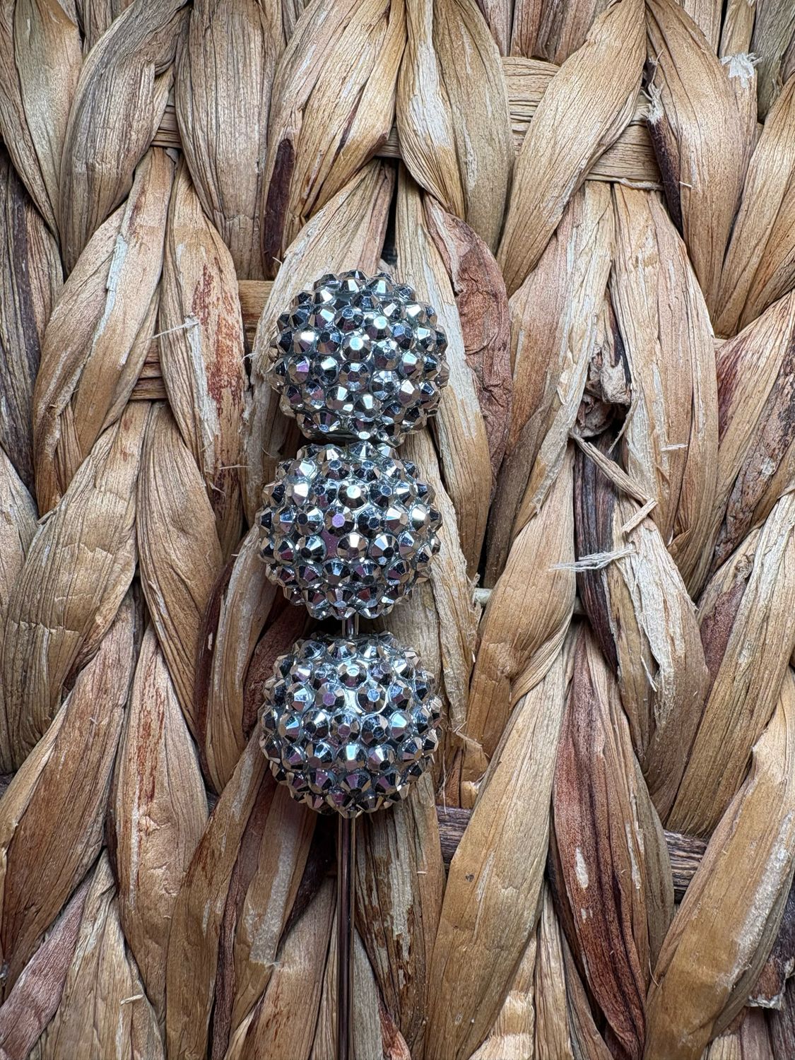 20mm Silver Rhinestone Bead B329