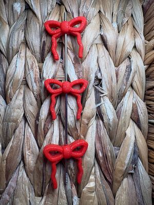 Red Glitter Bow Focal F16