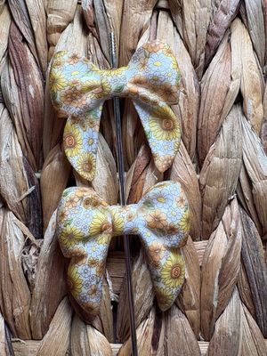 Yellow Flower Printed Bow Focal F24