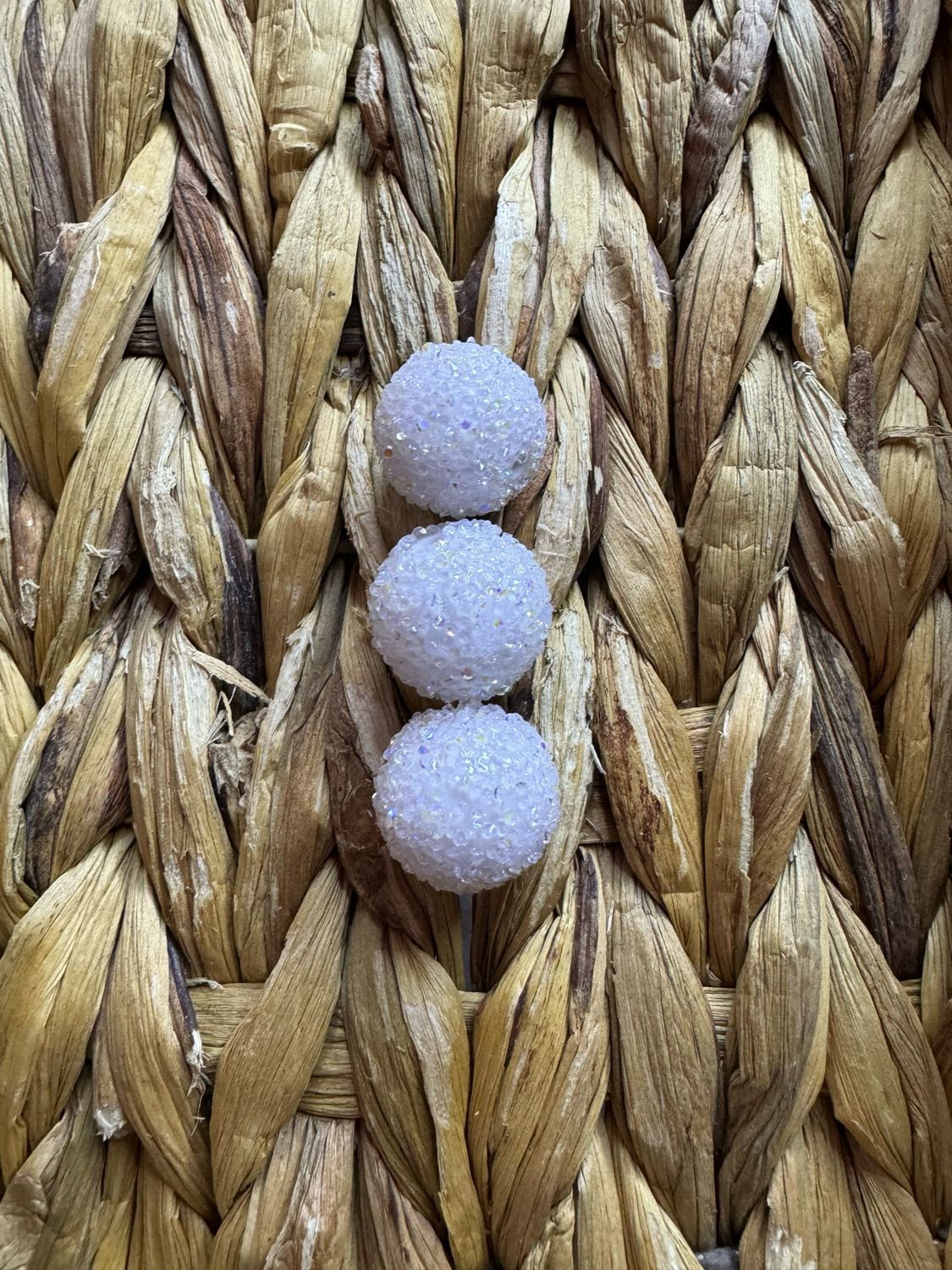 20mm White Sugar Bead B338