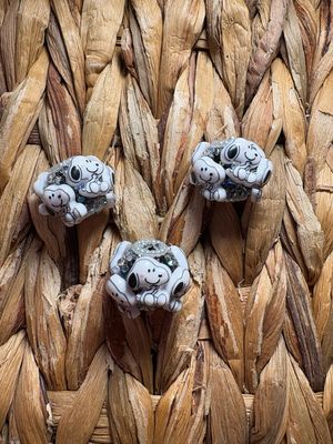 Snoop Black Sugar Bead