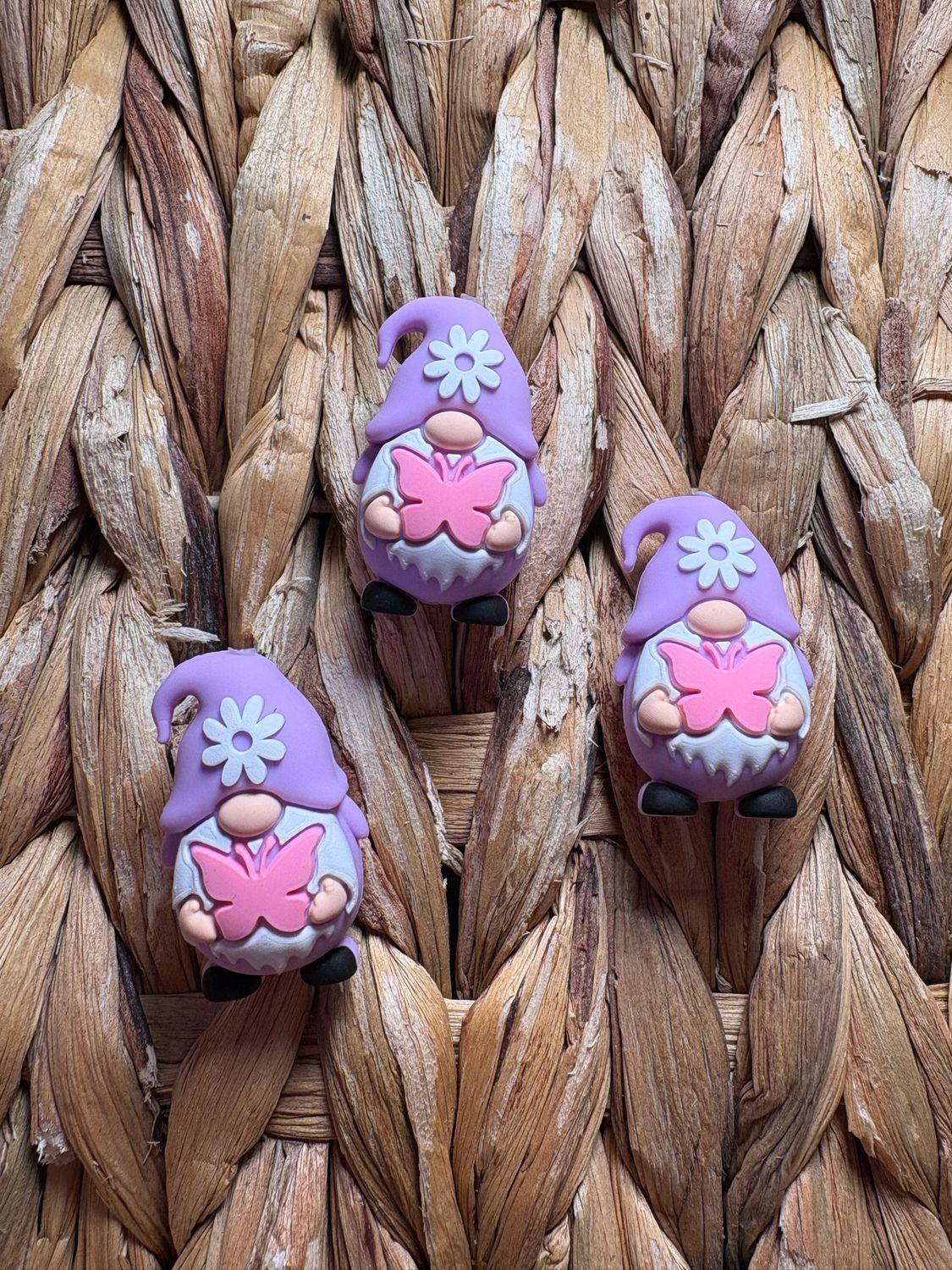 Gnome with Butterfly 3d Focal