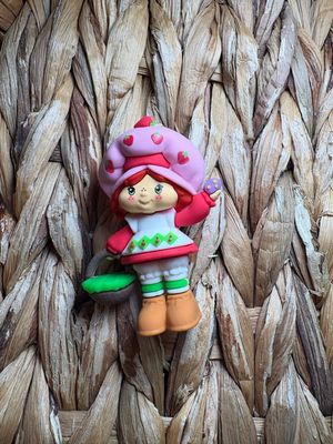 Strawberry Girl Basket Topper