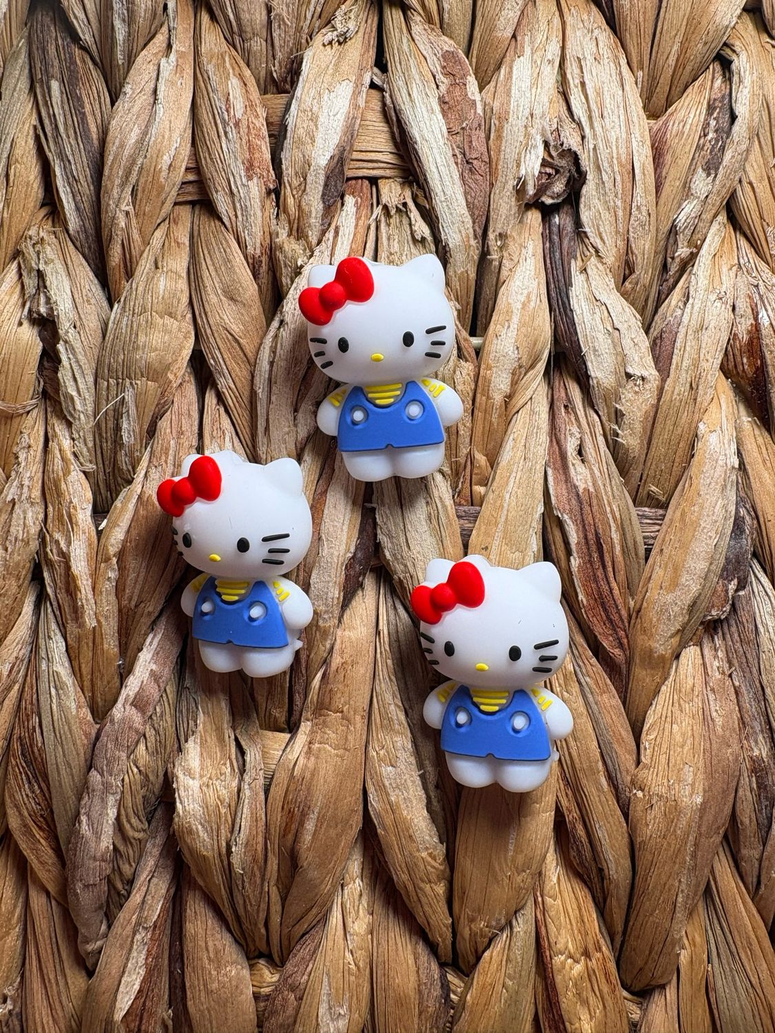 HK Blue Dress 3d Focal